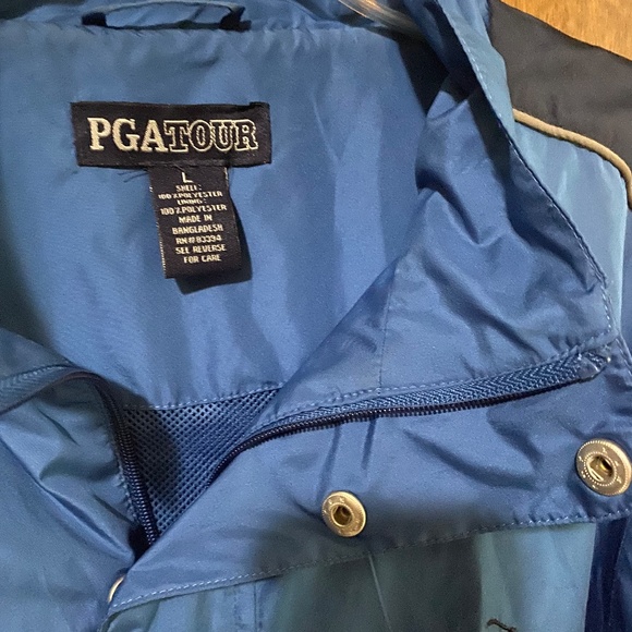 ProTour Lightweight 3/4 V  Rain Jacket - Picture 5 of 6